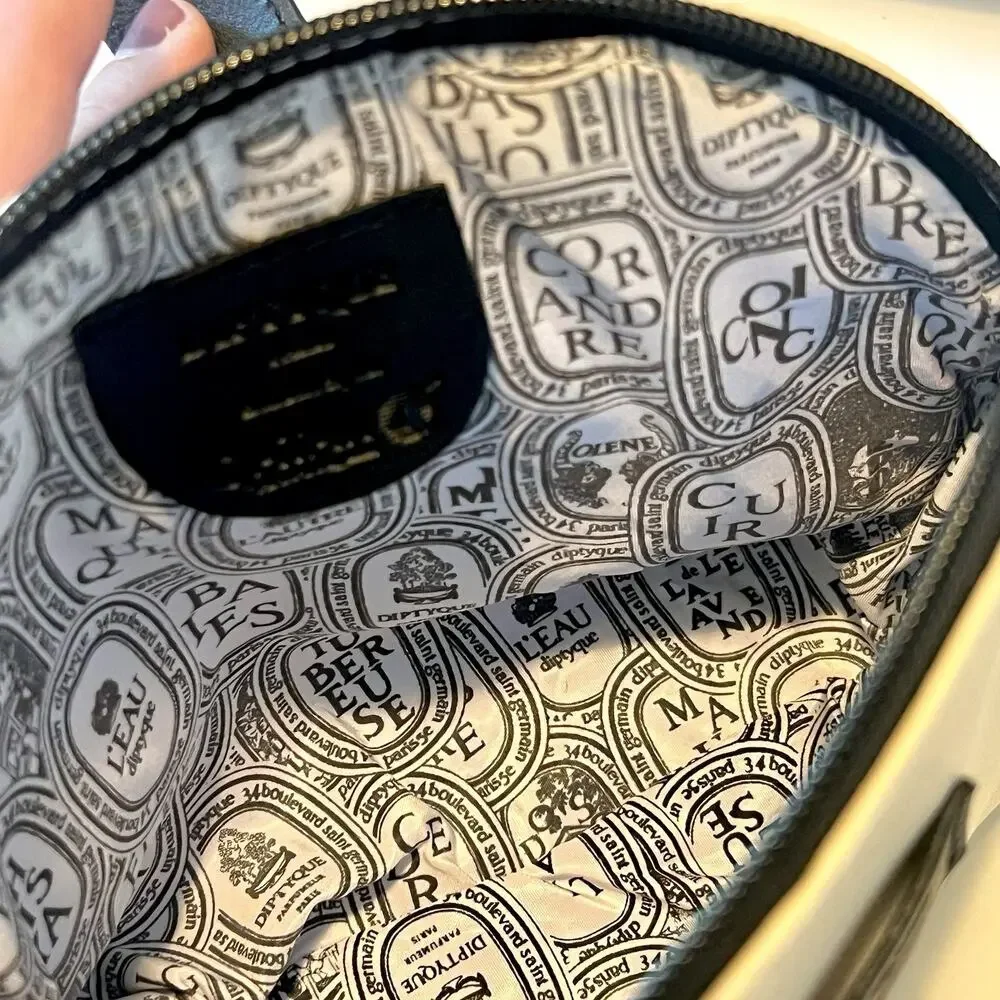 Diptyque Paris Qatar Airways Cream Zip Cosmetic Makeup Bag First Class Travel